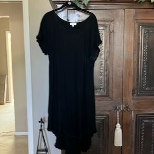 Cute Umgee dress hi- low with fringe at sleeve and bottom